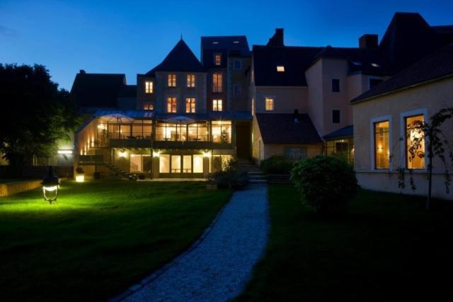 Отель Cote Parc Remalard Экстерьер фото